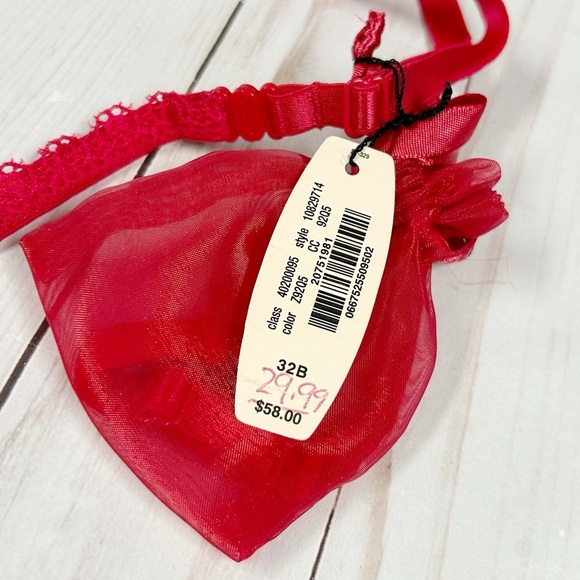 Victoria’s Secret Miraculous Plunge Red Lace Push-Up Bra Size 32B NWT - Picture 4 of 7